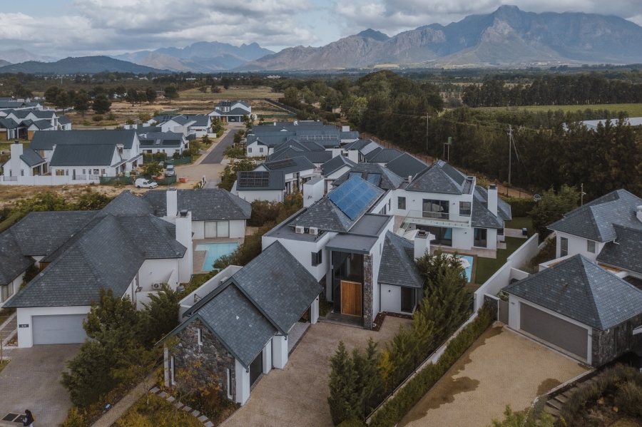 5 Bedroom Property for Sale in Pearl Valley at Val de Vie Western Cape